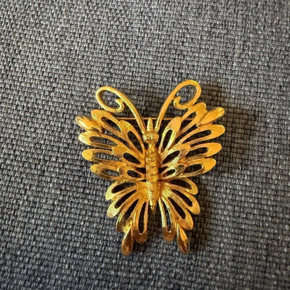 Vintage Monet Gold-Tone Butterfly Brooch.